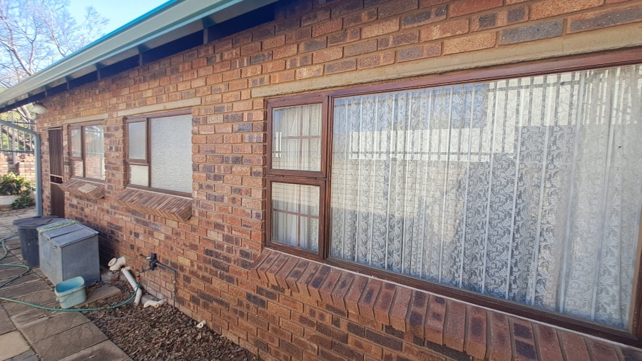 2 Bedroom Property for Sale in Universitas Free State